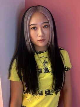 ダズリングディア(Dazzling Deer) ホワイトシルバー/フェイスフレーミング/夏/ロング