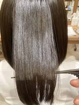 ユーリカ リチェルコ 四天王寺前夕陽ケ丘店 髪質改善トリートメント