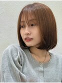 ナチュラルストレートボブ大人ガーリーカーキベージュ内巻きボブ