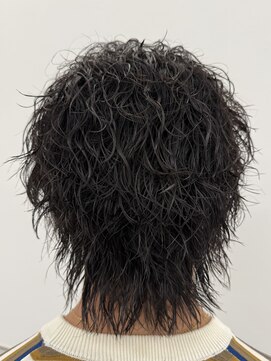 ビカムメンズヘアー 栄店(become men's hair) 名古屋でできる縦落ちウルフパーマ