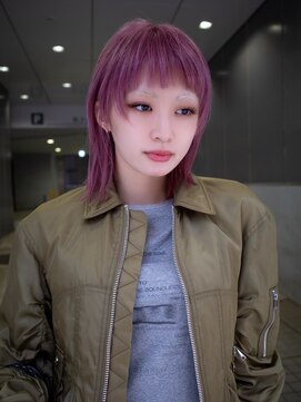 ギークス(GEEKS) 【GEEKS渋谷】顔周りレイヤーカット/オン眉/カシスピンク/ウルフ