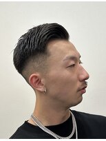 バーバーショップ フォーシーズン(BAR BER SHOP FOURSEASON)&nbsp;サイドパート/七三/スキンフェードサイドパート/
