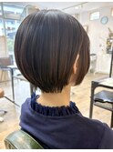 丸みショート×小顔レイヤー