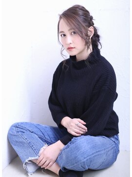 フロール(florun) 【florun.】編み込み×三つ編み ダウンアレンジ