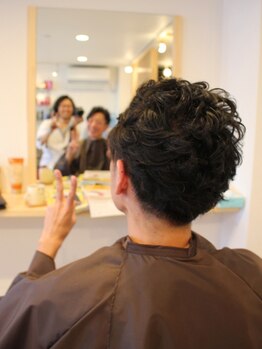 ファミーユ 清田通り店(famille hair&spa)の写真/【清田/車来店OK】19:00すぎでも受付可能★男同士だからしっくりくる！髪質を最大限活かしたメンズstyle★