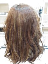 フェイバリット ビューティ ヨシミ(Favorite Beauty YOSHIMI)&nbsp;ハイトーンカラー