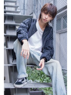 テイラー(Taylor) 【Taylor 】透け感グレージュ×ショート