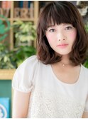 上品カジュアル☆くせ毛風斜めバングミディ戸頭20代30代40代