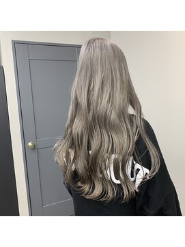 デフ(Def) ホワイトグレージュ!