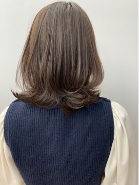 ナンバー デセオ 吉祥寺(N° deseo) 大人かわいいエギョモリ ミルクティーブラウン ひし形シルエット