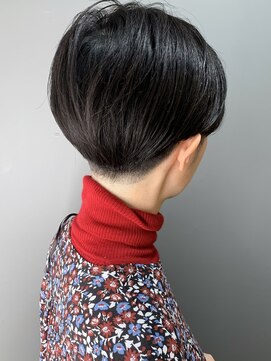 ラウンジ モリオ イケブクロ(Lounge MORIO Ikebukuro) 【morio池袋】綺麗でかっこいい黒髪ショート♪