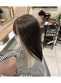 ホワイトブロンド×グレージュカラー