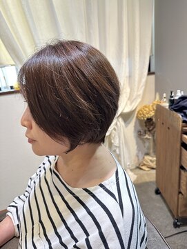 ワ ヘアー(wa-hair) 斜めバング くびレイヤーショート 耳掛けボブ 髪質改善丸亀