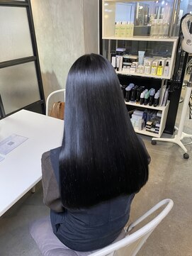 サクラ 岐阜(SAKURA) 美髪矯正×艶髪ブルーブラック