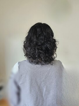 レリビー アウラ(LELiBE_'aula) パーマスタイル