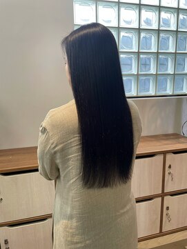 ナインスフロア(9NINTH FLOOR) 暗髪白髪染めグレイカラー/艶髪サラサラ酸性ストレート/縮毛矯正