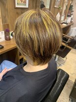 カムデンタウン(Camden Town) イエローハイライトのデザインカラー