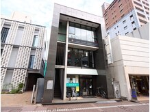 ルアン 大分駅店(ruen)の雰囲気（ビルの左側にある階段を登っていただき、2階がruenになります。）