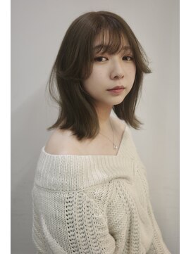 ビプリー(BEAPLY) ミディアム×顔まわりレイヤー