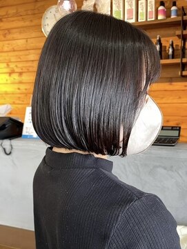 ビスクヘアデザイン(bisq hair design) ボブ　ミルクティーベージュ　艶髪　髪質改善カラー　ショート