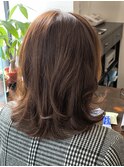 オリーブベージュミディアムローレイヤー