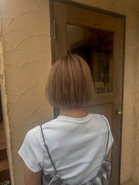 アンツ ヘアーアンドリゾート 辻堂本店(ANT'S Hair and Resort) ワンホンレイヤー/ミルクティーブロンド/ダークブルー/40代