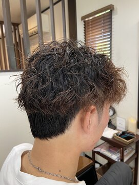 ファーストヘアー(First Hair) スパイラルパーマ