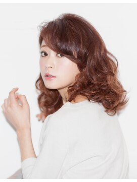 グランマッシュ(GRANMASH) 弾むふんわりミディ