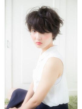 ディフィーノ 青山(DIFINO) ３０歳からの毛束感×空気感がカッコイイ　ショートスタイル