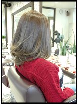 メタ(META)&nbsp;外国人風グレージュカラー（ハイトーン透明感カラー）