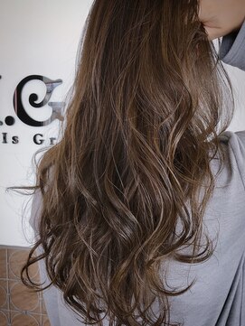 ヘアーサロン ディ アイ ジー ソル(Hair Salon D.I.G sol) 陽に透けるグレー