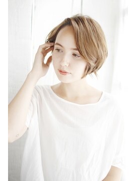 リーニアプラスエヌ(LINHA +n) 20代30代40代　透明感・かき上げ大人ボブ【長浜】♯575