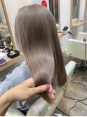 大人かわいいくびれミディラベンダーインナーカラー