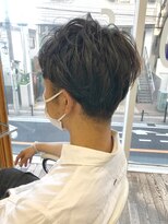 ヘッズ 本八幡店(HEADS)&nbsp;MEN'S HAIR  センターパート　ツイストスパイラル　コンマヘア