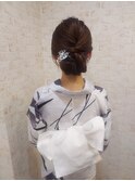 きれいめシニヨンスタイル