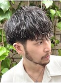 ゆるめ波巻きスパイラルパーマ束感マッシュヘア