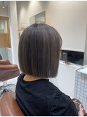 切りっぱなしボブ×グレー
