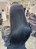 イリ 梅田(ili)&nbsp;【艶感】髪質改善ブルーブラック