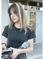 イン(in.)&nbsp;ハイライト/個性カラー/ブリーチデザイン