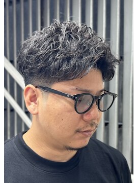 ドルクス 上野店(Dorcus) スパイキーパーマ/ツイストスパイラル