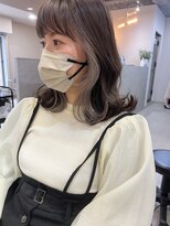 フラッグ ヘアー 天神西通り店(Flag HAIR)&nbsp;インナーグレージュ　外ハネミディアム