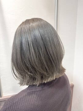 ヘアーサロン キー(Hair salon key) シルバーベージュ