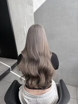オフホワイト 大阪店(Off-White)&nbsp;グレージュカラー