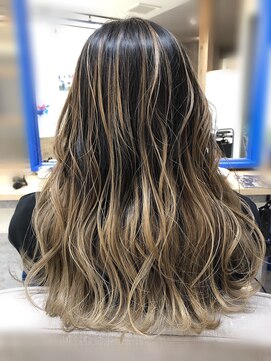 モロー(morrow.) コントラストバレイヤージュ☆