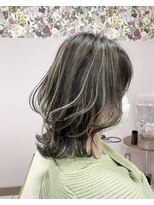 フィガロ デュデュ 新石切店(Figaro DOU DOU) 【FIGARO DOUDOU】ミディアムレイヤーカット◎