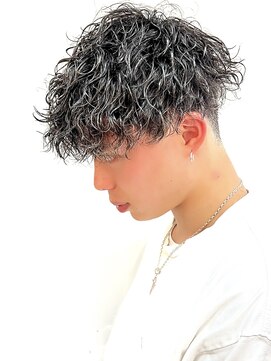 銀座マツナガ 浅草店 ツイストスパイラルパーマ/ツーブロマッシュ/フェード/20代30代