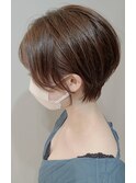 20代、30代に大人気。愛され丸みショートボブ