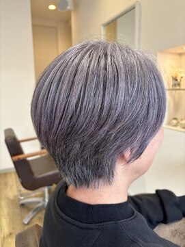 モノンクル(Mononcle) シルバ-グレイマニキュアショートスタイル