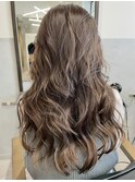 ミルクティーベージュ