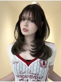 ミディアムレイヤー　オリーブグレージュ　レイヤーカット渋谷